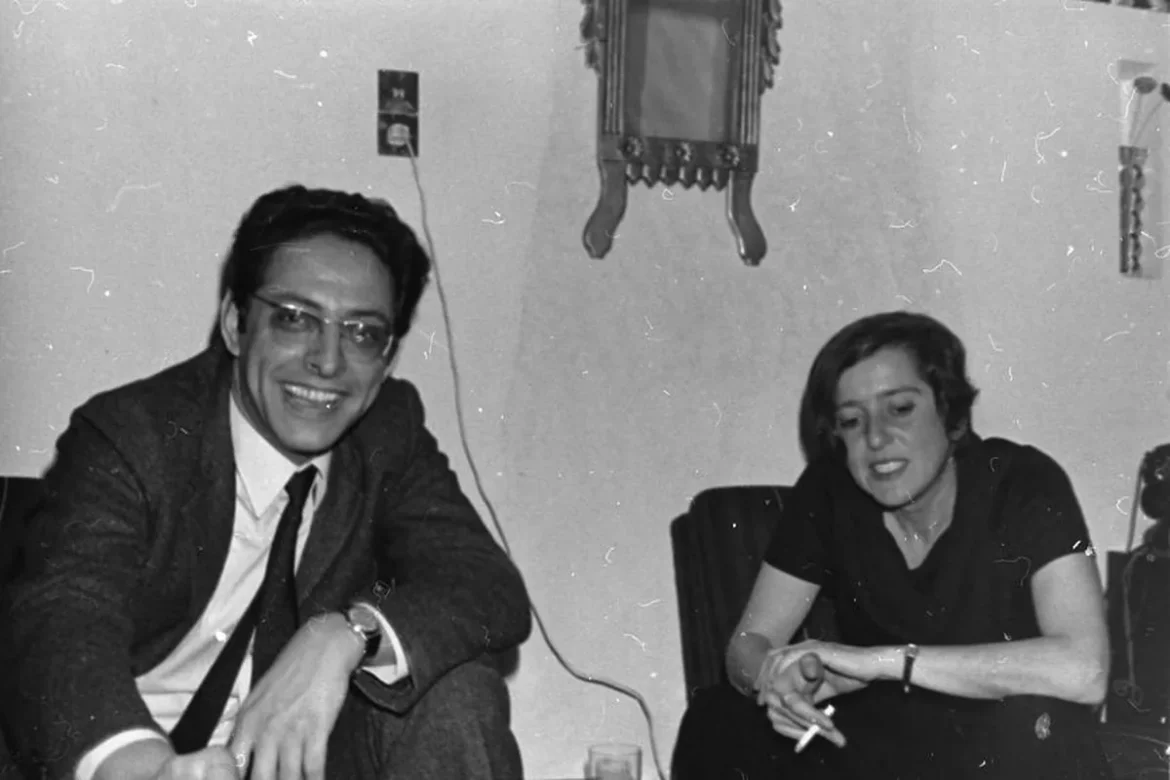 Elaine Mokhtefi