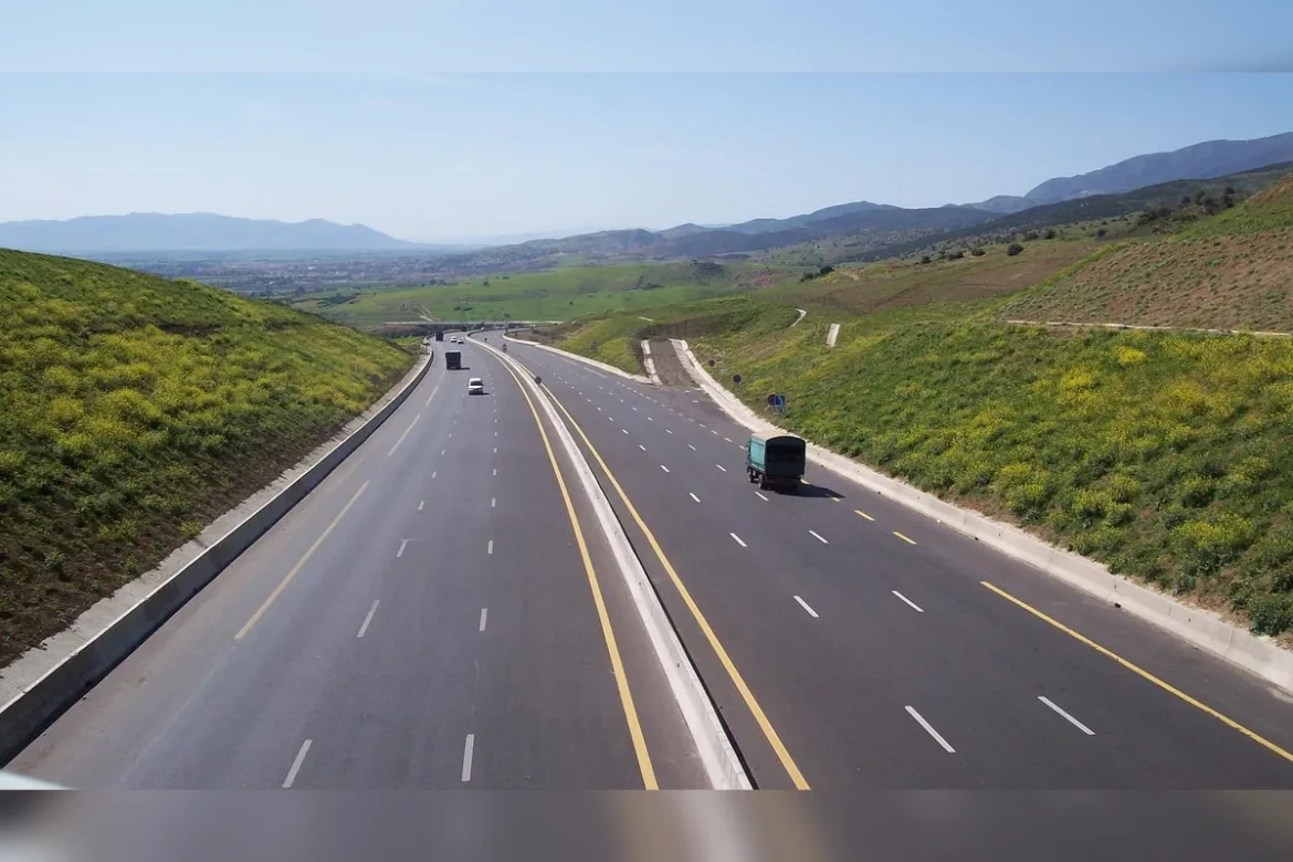Autoroute Est-Ouest